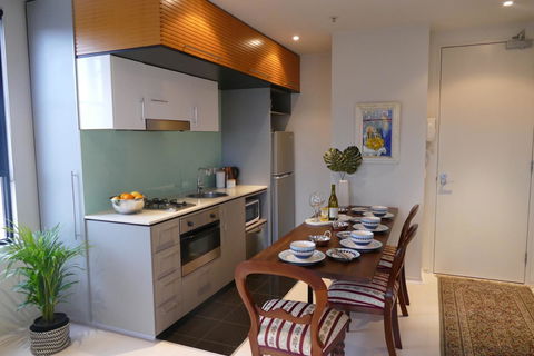 Vibe-Modern 2 Bed Apartment - Tweed Heads Accommodation 4