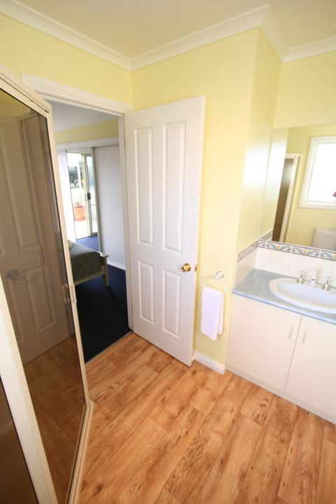 Hamilton Townhouse Motel - Tweed Heads Accommodation 2