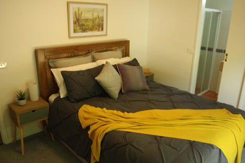 4 Autumn Grove - Tweed Heads Accommodation 1