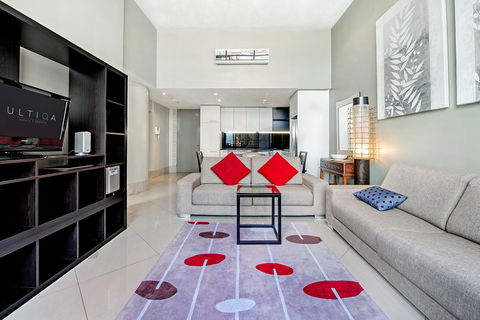 ULTIQA Little Collins (located At The Hero Apartment Building) - Tweed Heads Accommodation 4