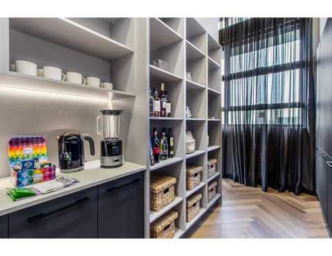 Ultimate Luxury Penthouse From The Block - Tweed Heads Accommodation 23