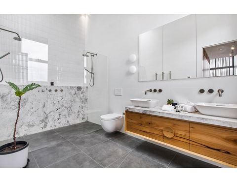 Ultimate Luxury Penthouse From The Block - Tweed Heads Accommodation 2