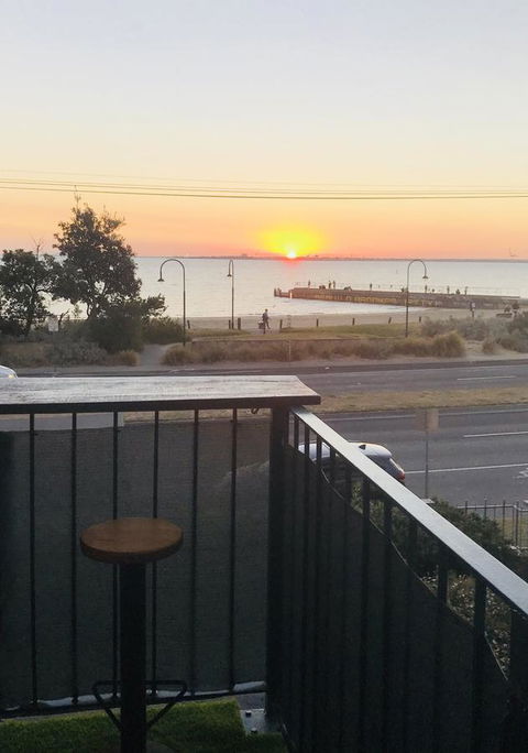 Beach Front Beauty - Tweed Heads Accommodation 18