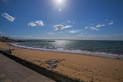 C-Scape Esplanade Cowes - Tweed Heads Accommodation 22