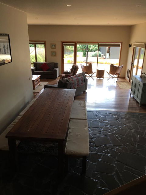 Apostle Hideaway - Central Port Campbell - Tweed Heads Accommodation 3