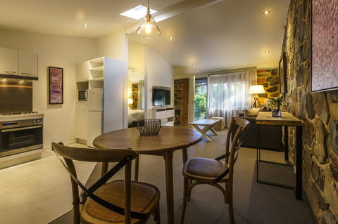 Bright Mystic Valley - Tweed Heads Accommodation 0