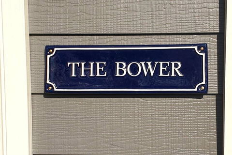 The Bower@ Kings Cottage - Tweed Heads Accommodation 0
