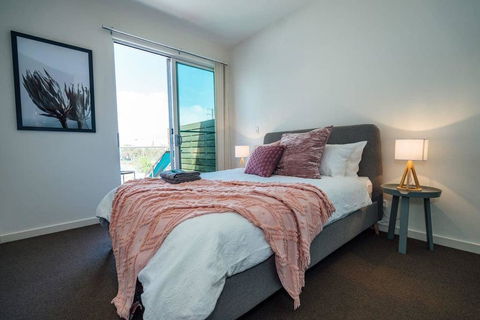 The Cove @ New Port-Pool - Spa - Sauna - Gym & More - Tweed Heads Accommodation 2