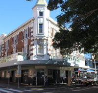 The Crown  Anchor Hotel - Tweed Heads Accommodation