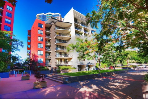 The Docks On Goodwin - Tweed Heads Accommodation 2