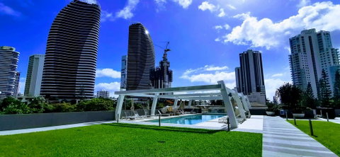 The Eureka Gold Coast Residence On Broadbeach - Tweed Heads Accommodation 0