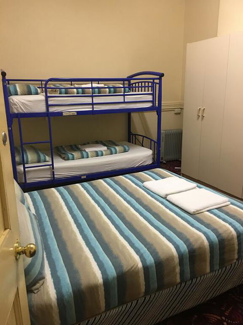 The Formby Hotel - Tweed Heads Accommodation 3