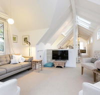 The Gatehouse - Light filled cottage in the leafy suburb of Hawthorn - Tweed Heads Accommodation
