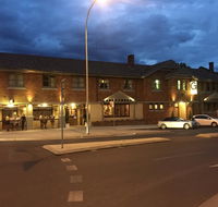 The George Hotel - Tweed Heads Accommodation
