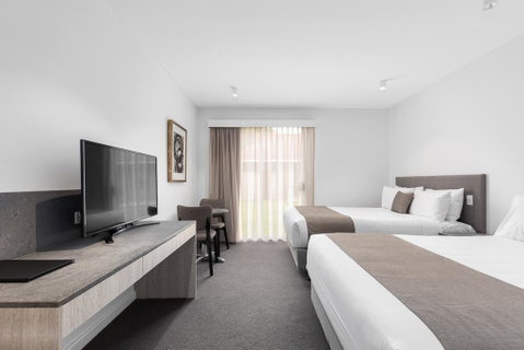 The Henty - Tweed Heads Accommodation 2