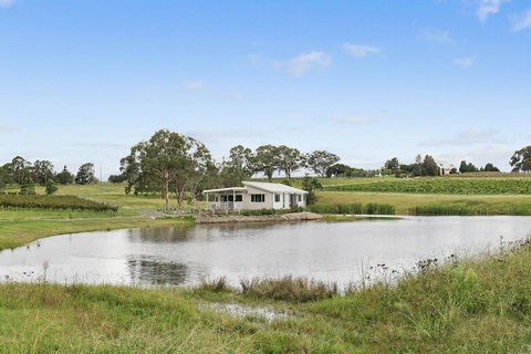 The Lake House @ 201 - Tweed Heads Accommodation 1