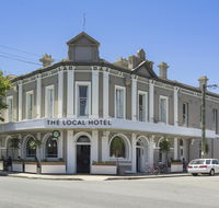 The Local Hotel - Tweed Heads Accommodation
