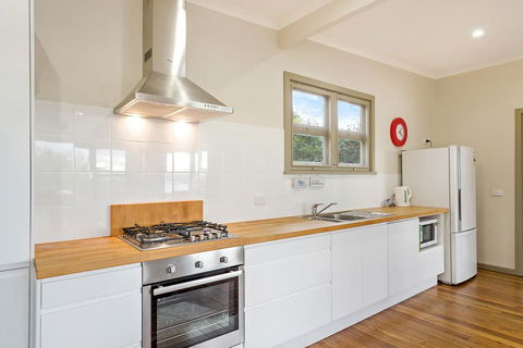 The Love Shack - Tweed Heads Accommodation 1