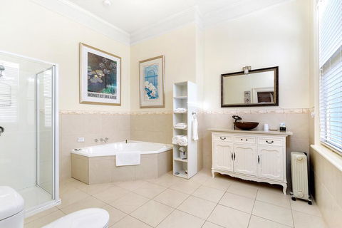 The Madsen Boutique Hotel - Tweed Heads Accommodation 3