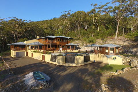 The Pool House - Tweed Heads Accommodation 2