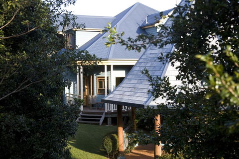 The Spotted Chook And Amelie's Petite Maison - Tweed Heads Accommodation 1