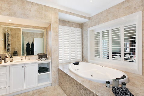 The Vintage Manor - Tweed Heads Accommodation 3