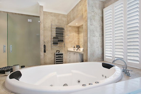 The Vintage Manor - Tweed Heads Accommodation 1