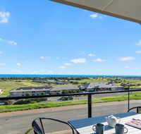 Ticky's Dream - 18 Turnberry Drive - Tweed Heads Accommodation