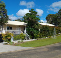 Tinaroo Sunset Retreat - Tweed Heads Accommodation