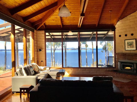 Tinderbox Cliff House - Tweed Heads Accommodation 1