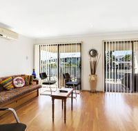 Townhouse in the heart of Port Stephens - Tweed Heads Accommodation