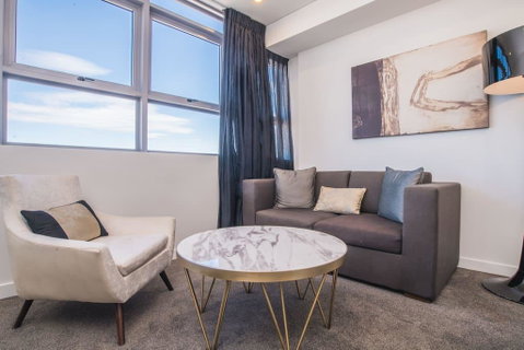 Train Station Access! 1Bed1Bath APT At Chatswood - Tweed Heads Accommodation 1