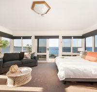 Tranquil Waters - with Mesmerising waterviews - Tweed Heads Accommodation