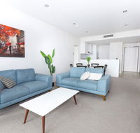 Trendy Self Contained Inner City Apartment - Tweed Heads Accommodation