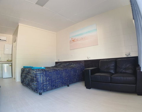 Tropical City Motor Inn - Tweed Heads Accommodation 2