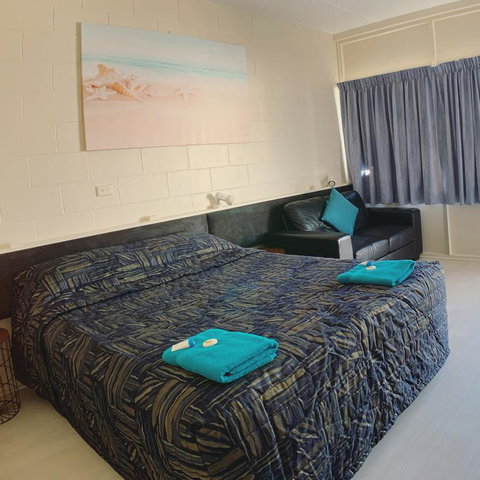 Tropical City Motor Inn - Tweed Heads Accommodation 3