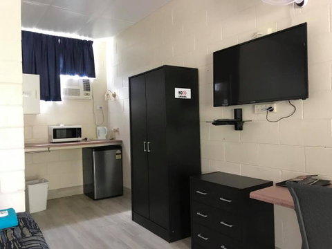 Tropical City Motor Inn - Tweed Heads Accommodation 1