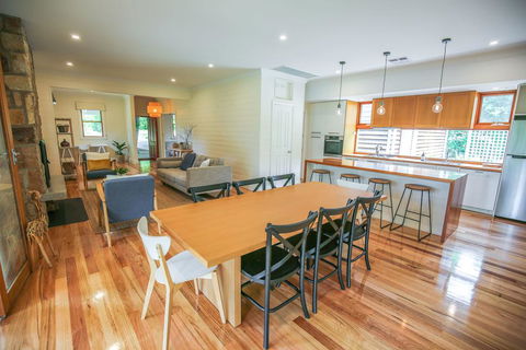 Two Oaks - Tweed Heads Accommodation 1