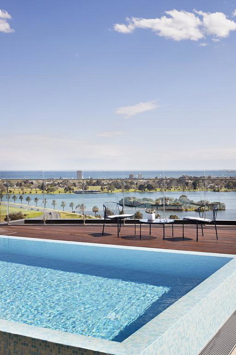 Tyrian Albert Park Lake - Tweed Heads Accommodation 3