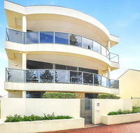 Ultimate Esplanade - 3 Storey Experience - WiFi - Tweed Heads Accommodation