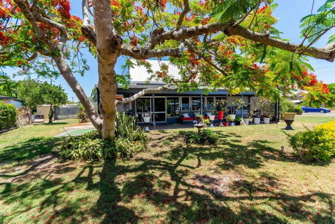 Unique Getaway 300m To Bribie Foreshore, Bongaree - Tweed Heads Accommodation 3