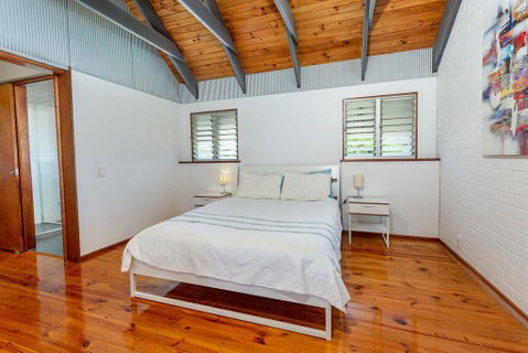 Unique Getaway 300m To Bribie Foreshore, Bongaree - Tweed Heads Accommodation 0