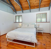 Unique Getaway 300m to Bribie Foreshore Bongaree - Tweed Heads Accommodation