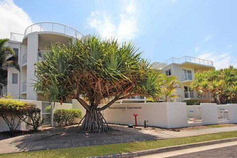 Unit 1 Marcoola Sunrise - Marcoola Beach - Tweed Heads Accommodation 0