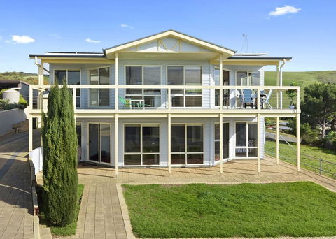 VALLEY VIEWS - 10 Valley Heights Drive - Tweed Heads Accommodation 2