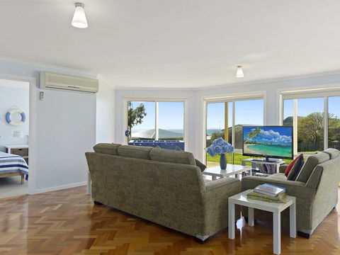 VALLEY VIEWS - 10 Valley Heights Drive - Tweed Heads Accommodation 3