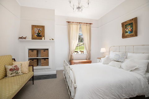 Victoria Cottage - Tweed Heads Accommodation 1