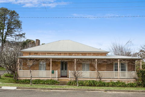 Victoria Cottage - Tweed Heads Accommodation 0