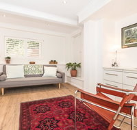 Vibrant Oversized Studio in Leafy Balgowlah - Tweed Heads Accommodation
