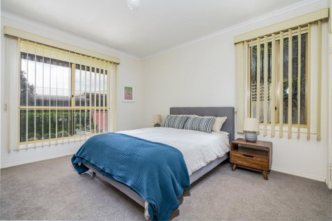 VIEWS FOREVER - INVERLOCH - Tweed Heads Accommodation 2